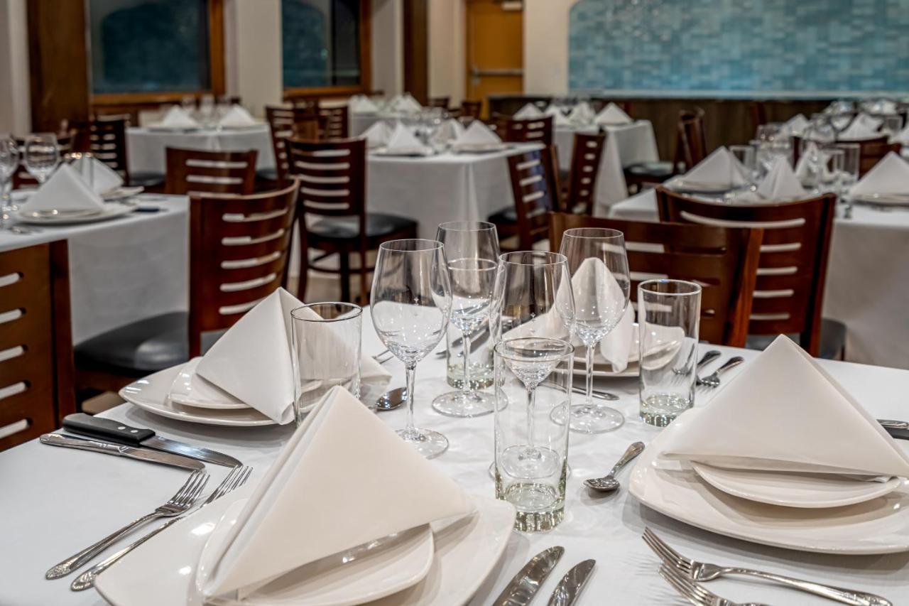 Grand Williston Hotel And Conference Center 외부 사진