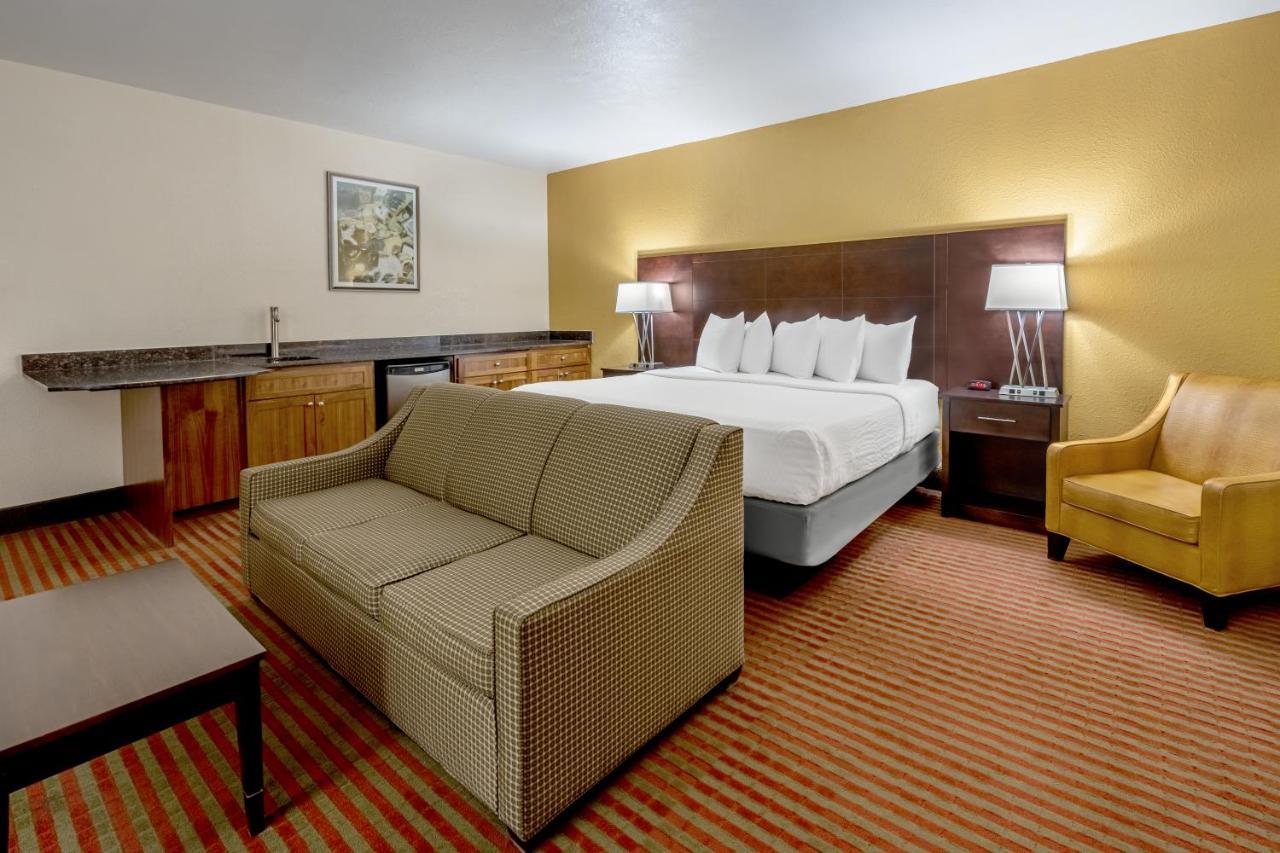 Grand Williston Hotel And Conference Center 외부 사진