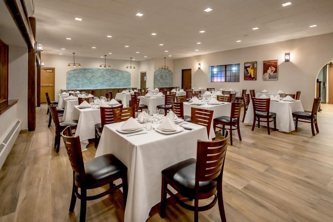 Grand Williston Hotel And Conference Center 외부 사진