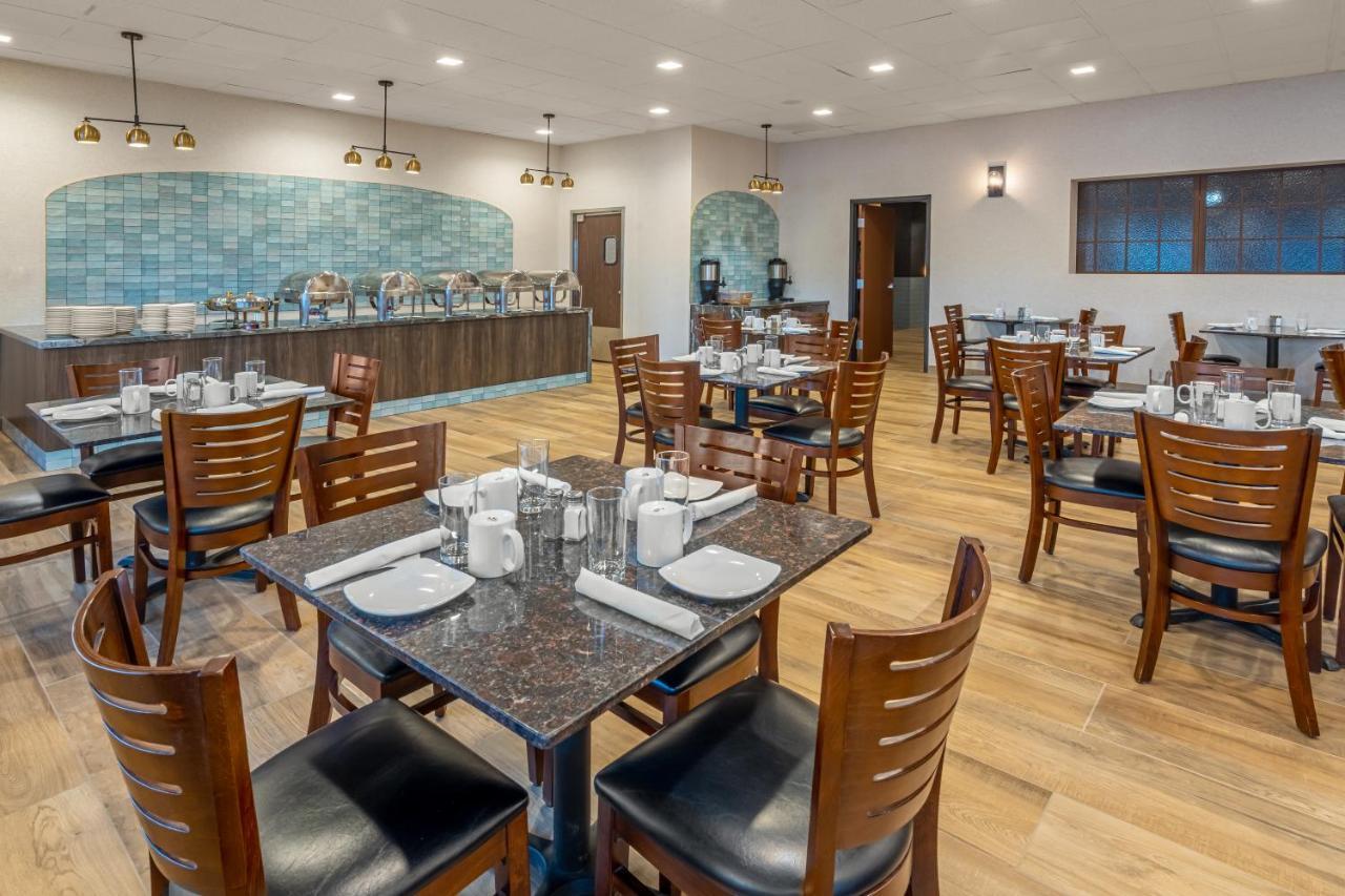 Grand Williston Hotel And Conference Center 외부 사진