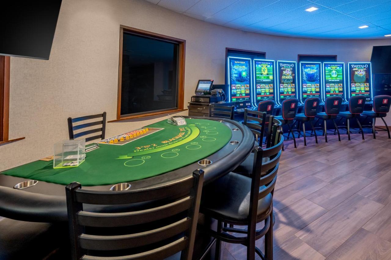 Grand Williston Hotel And Conference Center 외부 사진