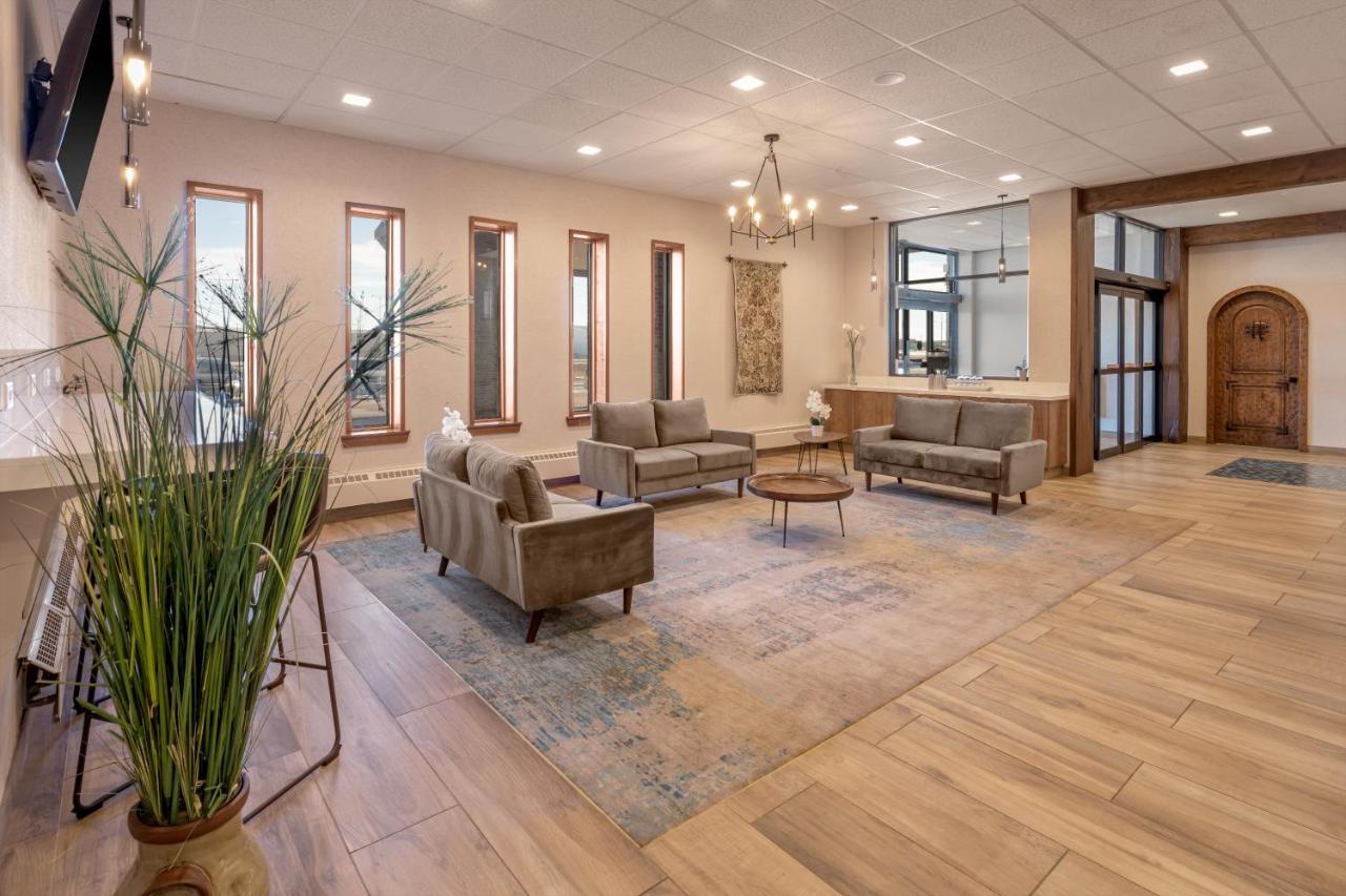 Grand Williston Hotel And Conference Center 외부 사진