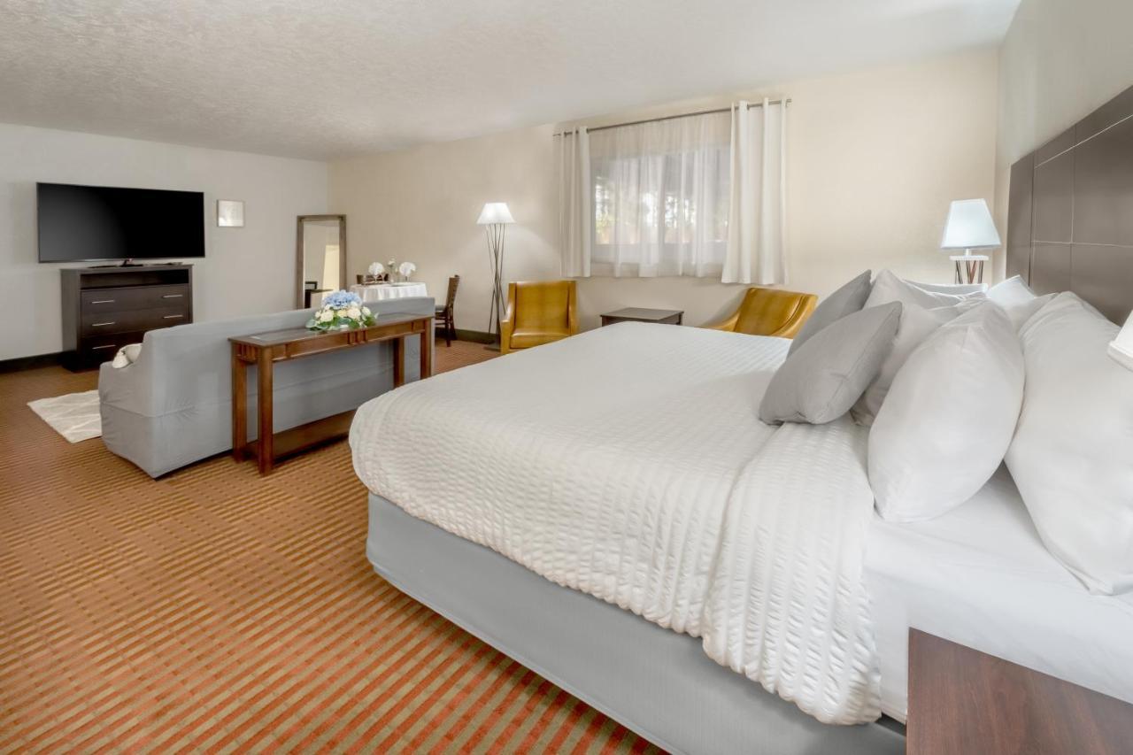 Grand Williston Hotel And Conference Center 외부 사진