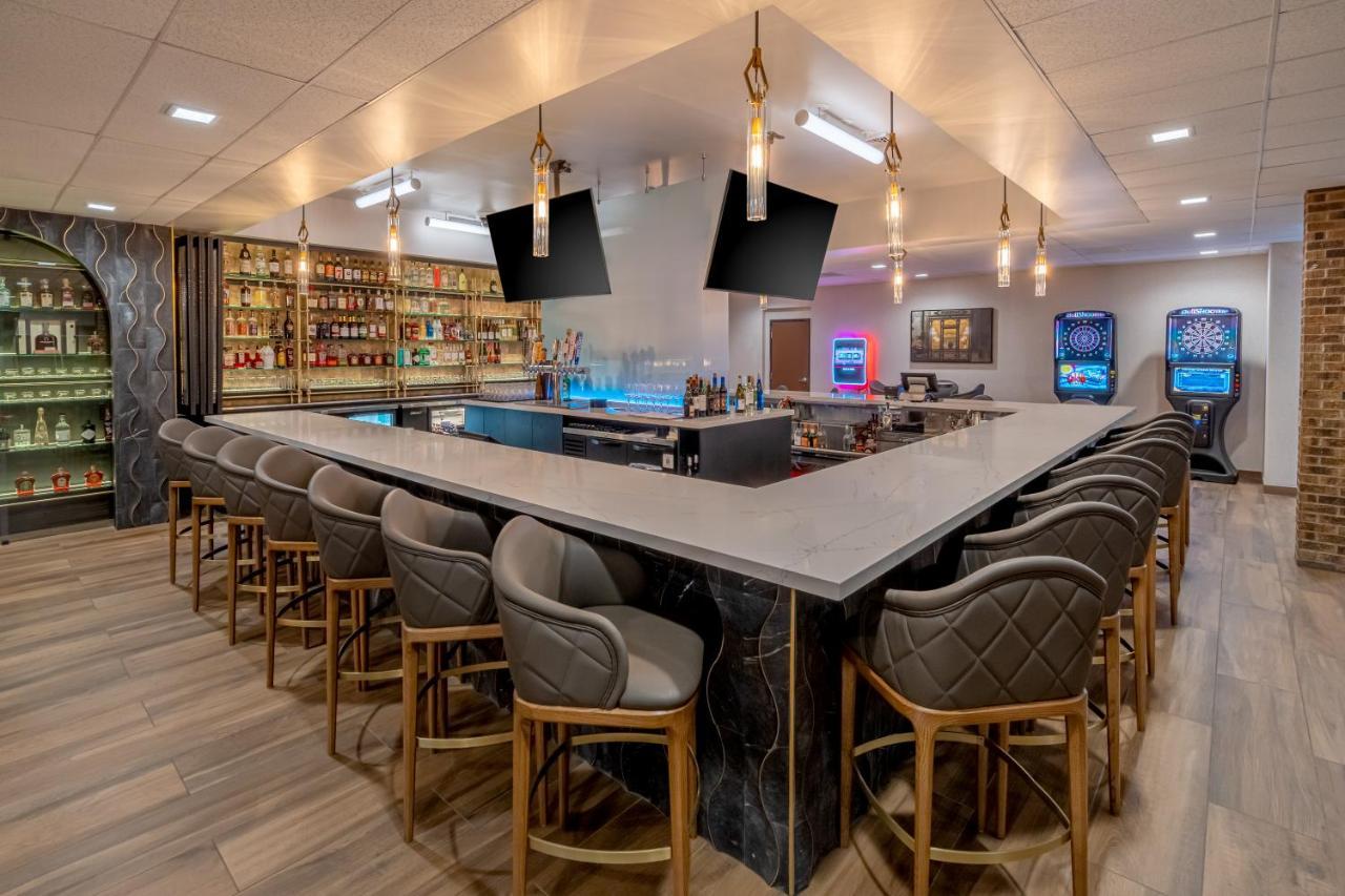 Grand Williston Hotel And Conference Center 외부 사진